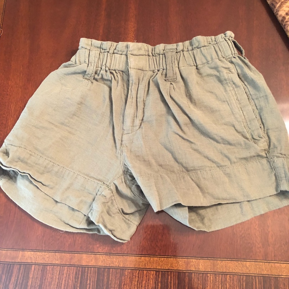 American Eagle Army Green Shorts, size 2